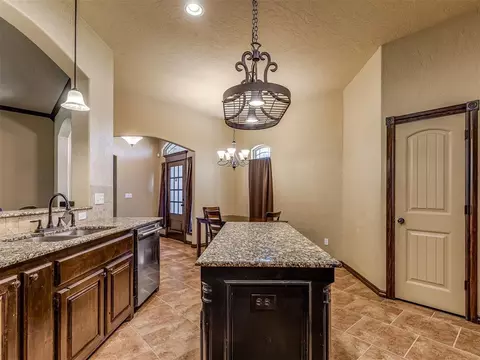 2517 SE 12th St, Moore, OK 73160 photo 9