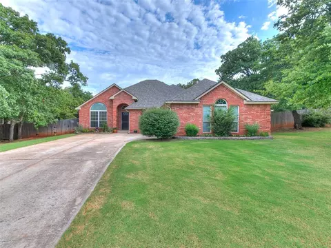 3953 Prairie Falcon Pt, Edmond, OK 73034