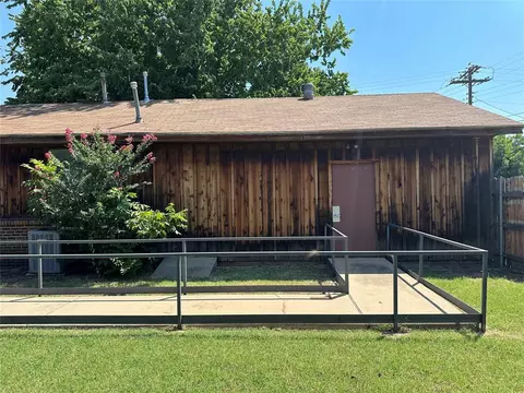 1132 Maple St, Altus, OK 73521 photo 25