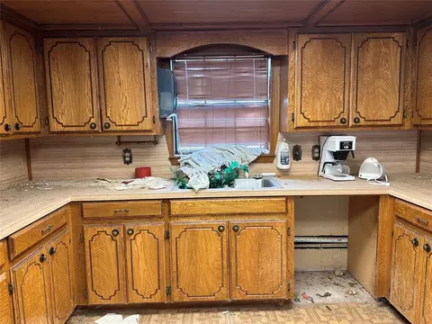 1132 Maple St, Altus, OK 73521 photo 13