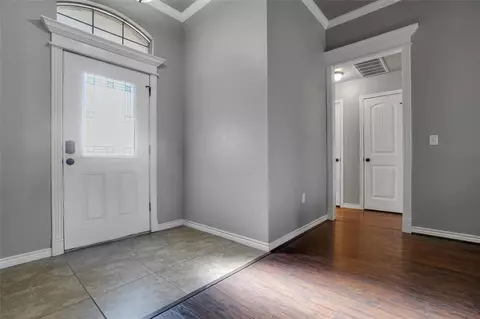 406 N Mountain Meadow Dr, Cache, OK 73527 photo 5