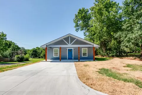 423 E Grant Ave, Guthrie, OK 73044