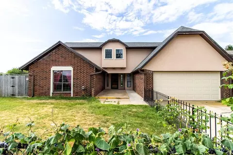 11600 SW 4th St, Yukon, OK 73099