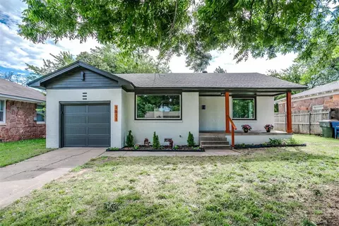 1811 Oxford Way, The Village, OK 73120