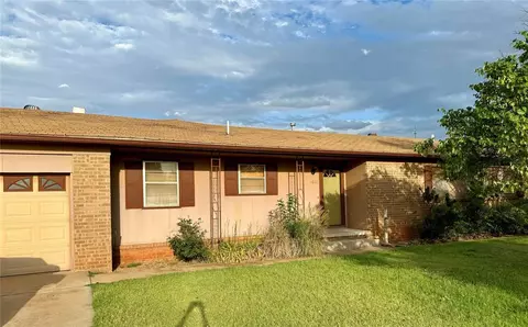1003 S Third St, Cheyenne, OK 73628 photo 3