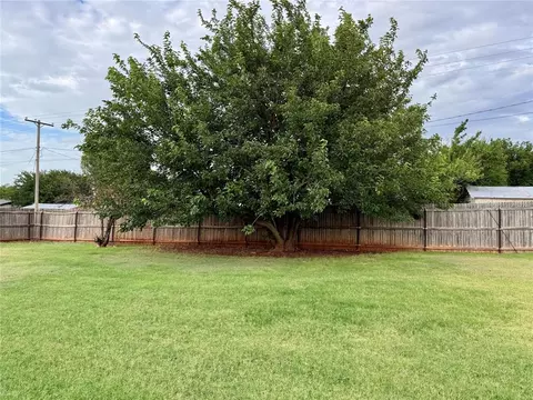1003 S Third St, Cheyenne, OK 73628 photo 9