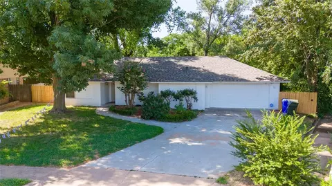 600 Black Hawk Dr, Norman, OK 73072