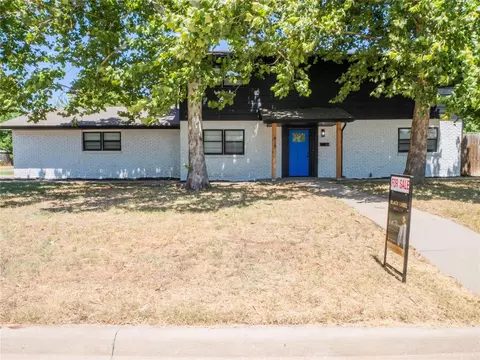 415 NW 40th St, Lawton, OK 73505