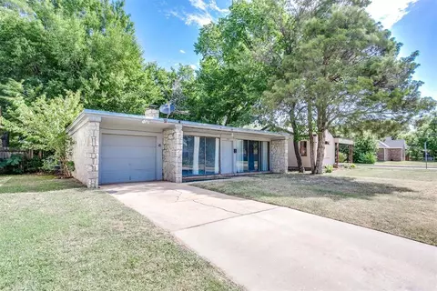 711 Iowa St, Norman, OK 73069