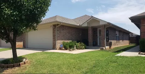 2336 NW 199th St, Edmond, OK 73012