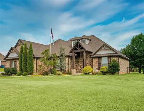 2272 NW 34th St, Newcastle, OK 73065