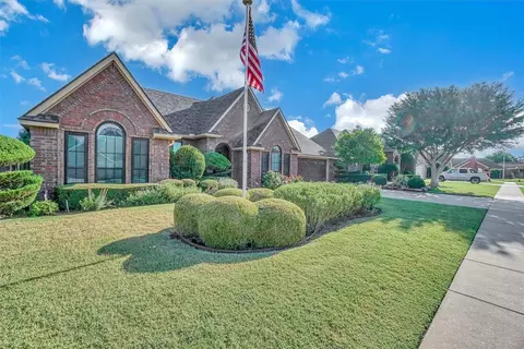 7605 NW Chesley Dr, Lawton, OK 73505