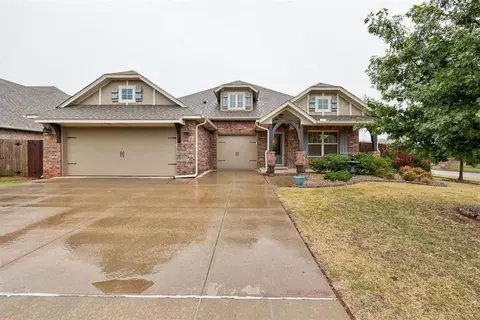 10832 NW 33rd Ter, Yukon, OK 73099