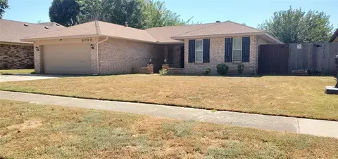 8026 NW 32nd St, Bethany, OK 73008