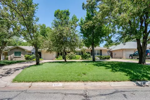 1705 Westminster Pl, Oklahoma City, OK 73120