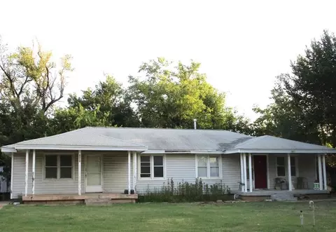 3229 SE 16th St, Del City, OK 73115