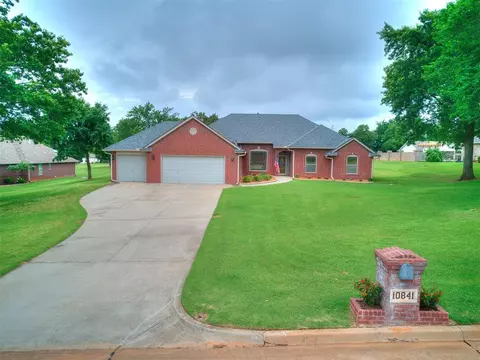 10841 SE 68th St, Oklahoma City, OK 73150