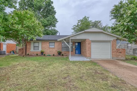 1406 Hayes St, Norman, OK 73069