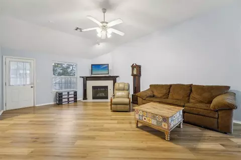 2027 Echo Rdg, Edmond, OK 73012 photo 2