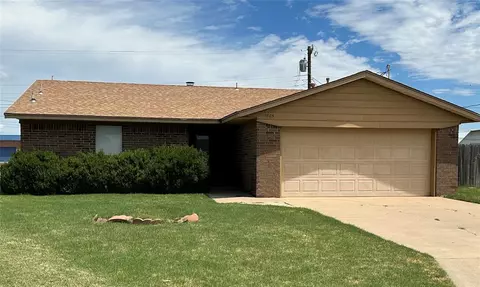 1705 Harding Ave, Altus, OK 73521