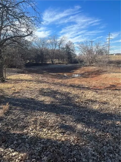 2612 E Osage Rd, Marlow, OK 73055