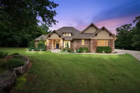 1807 Hunters Path, Edmond, OK 73034