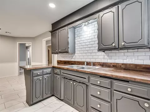 8328 NW 34th St, Bethany, OK 73008 photo 11