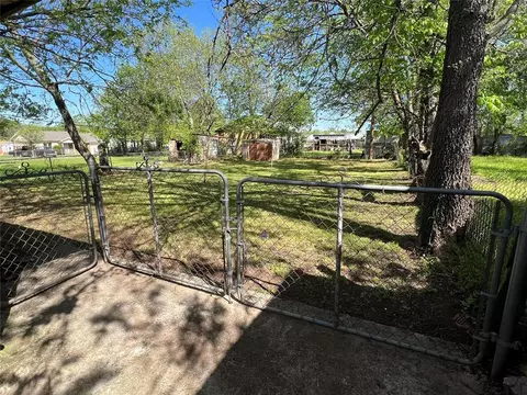 704 E Grant St, Shawnee, OK 74801 photo 16