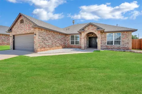 128 Gambel Ln, Elk City, OK 73644