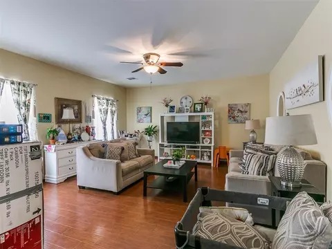 1012 Eagle Dr, Moore, OK 73160 photo 6