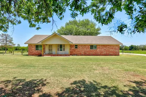 14031 N County Road 3010, Lindsay, OK 73052