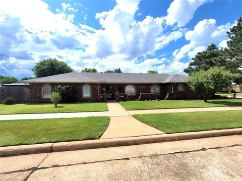 11809 Shroyer Dr, Moore, OK 73170
