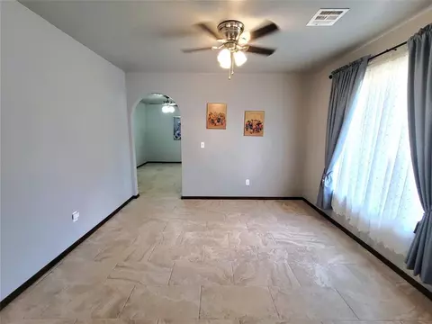 11809 Shroyer Dr, Moore, OK 73170 photo 9