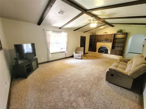 11809 Shroyer Dr, Moore, OK 73170 photo 5