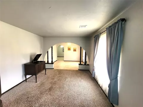 11809 Shroyer Dr, Moore, OK 73170 photo 8