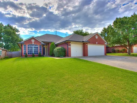 2540 Weymouth Way, Norman, OK 73071