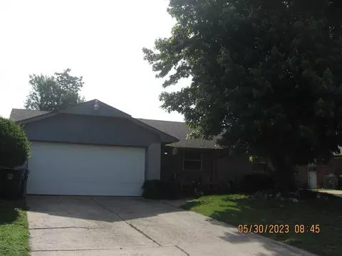 3008 N Thompkins St, Bethany, OK 73008