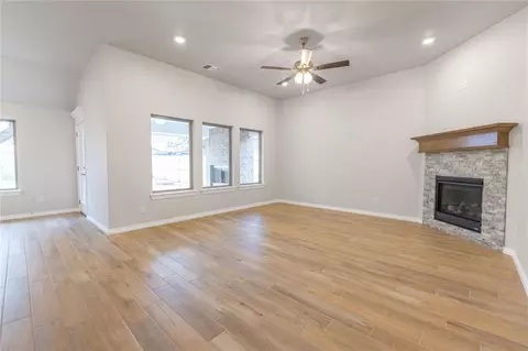 3112 Warwick Way, Moore, OK 73160 photo 8