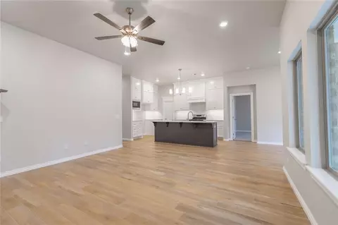 3112 Warwick Way, Moore, OK 73160 photo 7