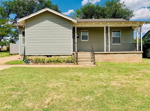 116 Blackburn Blvd, Elk City, OK 73644