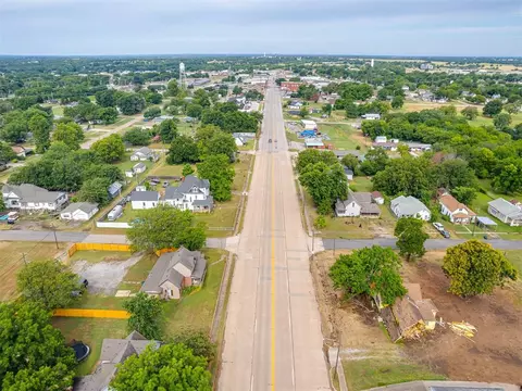 323 E Main St, Stroud, OK 74079 photo 47