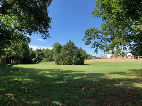 15710 N Western Ave, Edmond, OK 73013