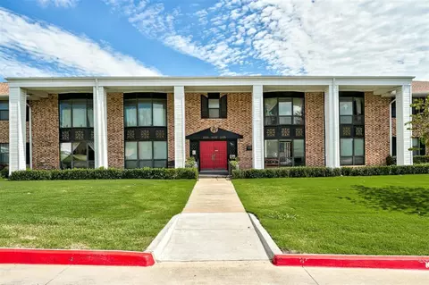 2525 NW 62nd St #112, Oklahoma City, OK 73112