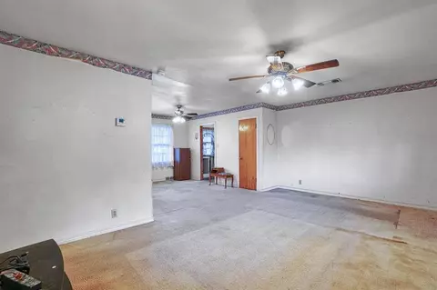 802 E Sutherland St, Altus, OK 73521 photo 7