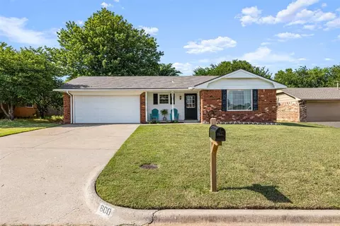 600 SW 23rd St, El Reno, OK 73036
