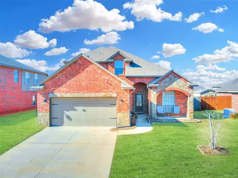9709 Summerhill Ln, Yukon, OK 73099