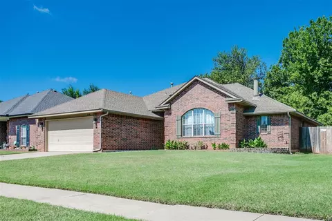 841 Ethan Ln, Yukon, OK 73099
