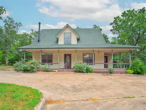 2303 SE 144th Ave, Norman, OK 73026