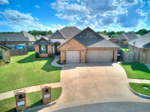 11736 SW 25th Ct, Yukon, OK 73099