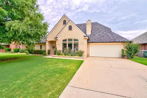 1420 Jamestown, Edmond, OK 73003